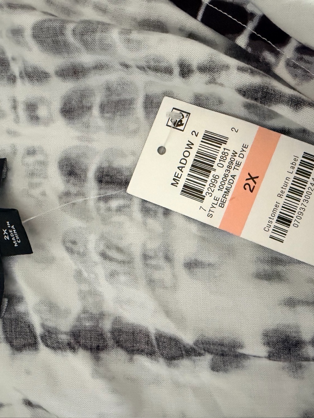INC International Concepts Black & White Abstract Tie-Dye V-Neck Dress - Picture 6 of 6